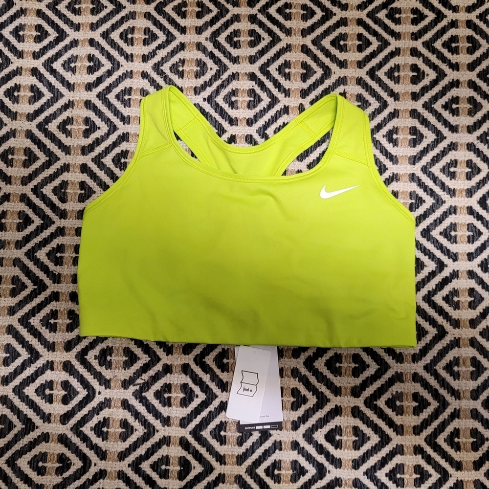 NEW Nike Swoosh Bra